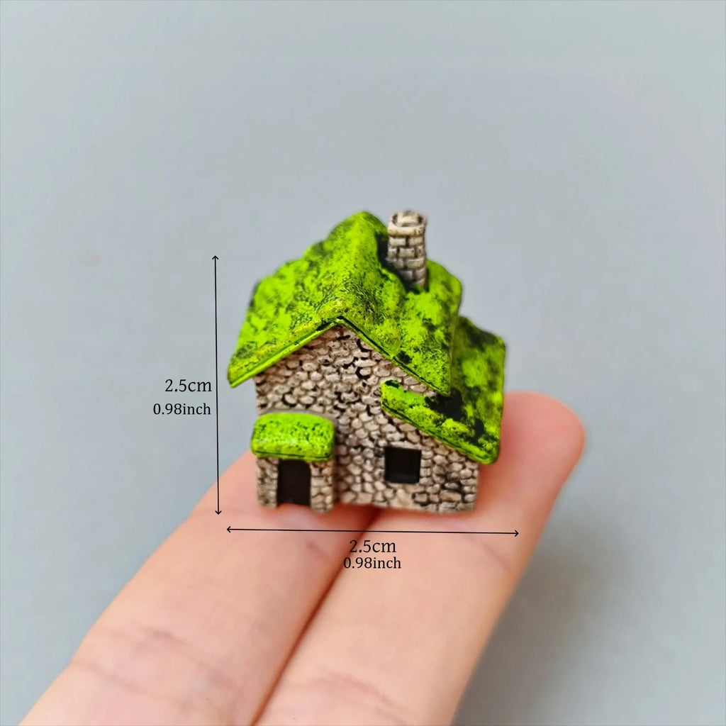 6Pcs Miniature Retro Village Thatched House Figurines, Mini Resin Cottage Ornaments for  Miniature Garden, Minihouse