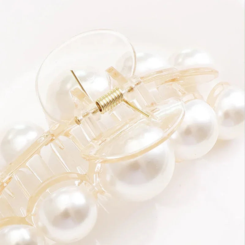 Elegant Hyperbole Big Pearls Acrylic Hair Claw Clips