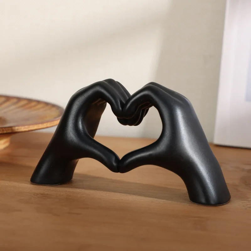 1pc Heart Shaped Table Statue Small Shelf Decor Aesthetic Cute Love Decorations Girlfriend Decor Living Room Accent Home