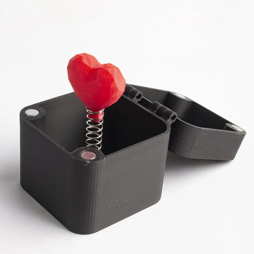 Love Rose Surprise Gift Boxs Christmas Fun Prank Gift Offices Desk Home Decor Valentine's Day  Gift Decoration Toys
