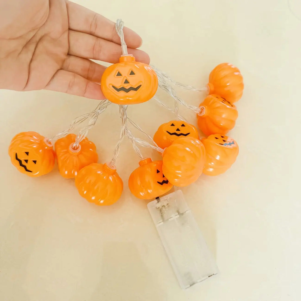59.06i10LED Pumpkin String Lights for Halloween Room Party Decorations and Other Lighting Arrangements