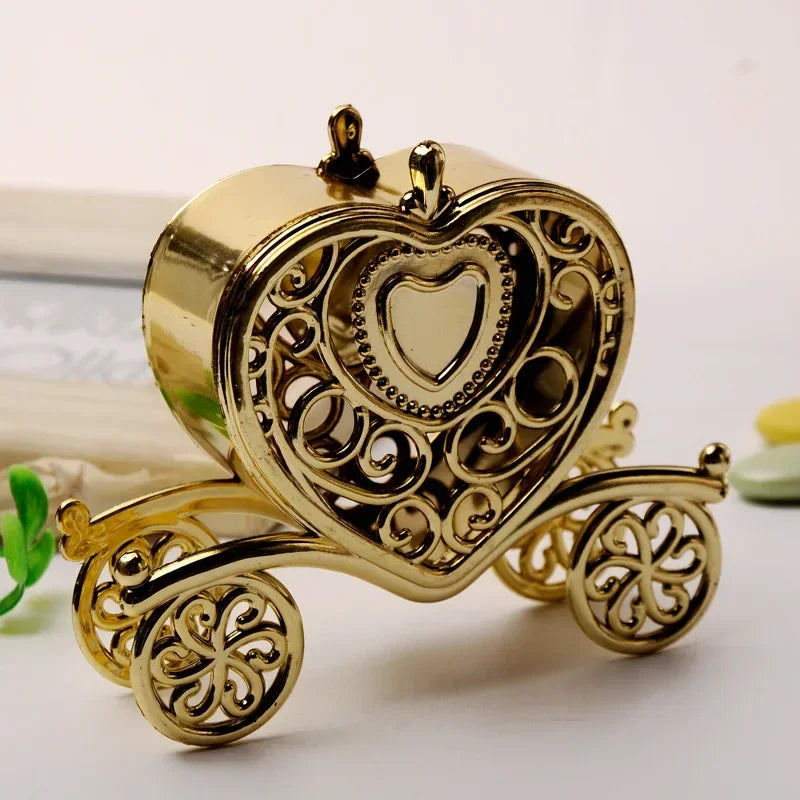 1Pcs Golden Creative Carriage Sweet Candy Box Chocolate Gift Birthday Wedding Party Decor